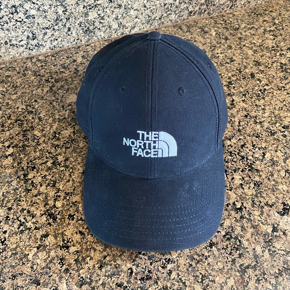 The North Face black hat- one size